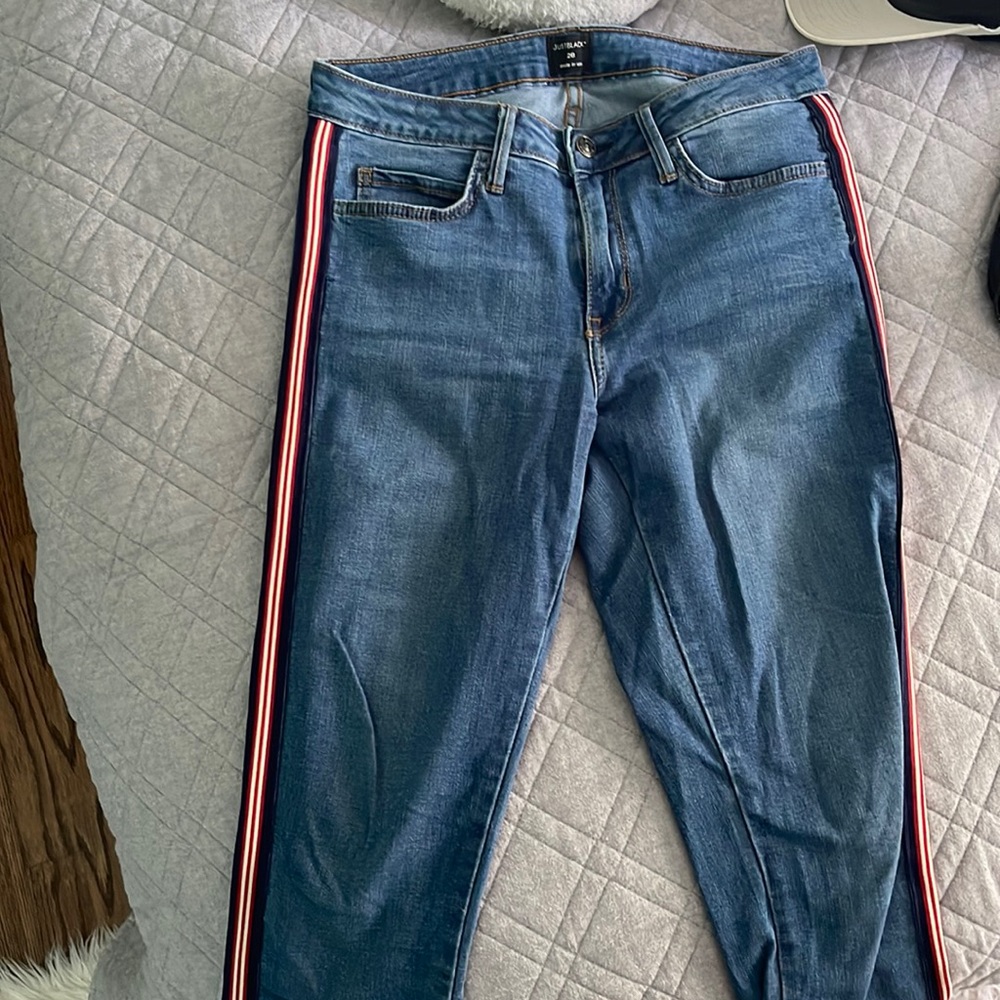 JUST BALCK SKINNY JEANS WITH TUXEDO STRIPE